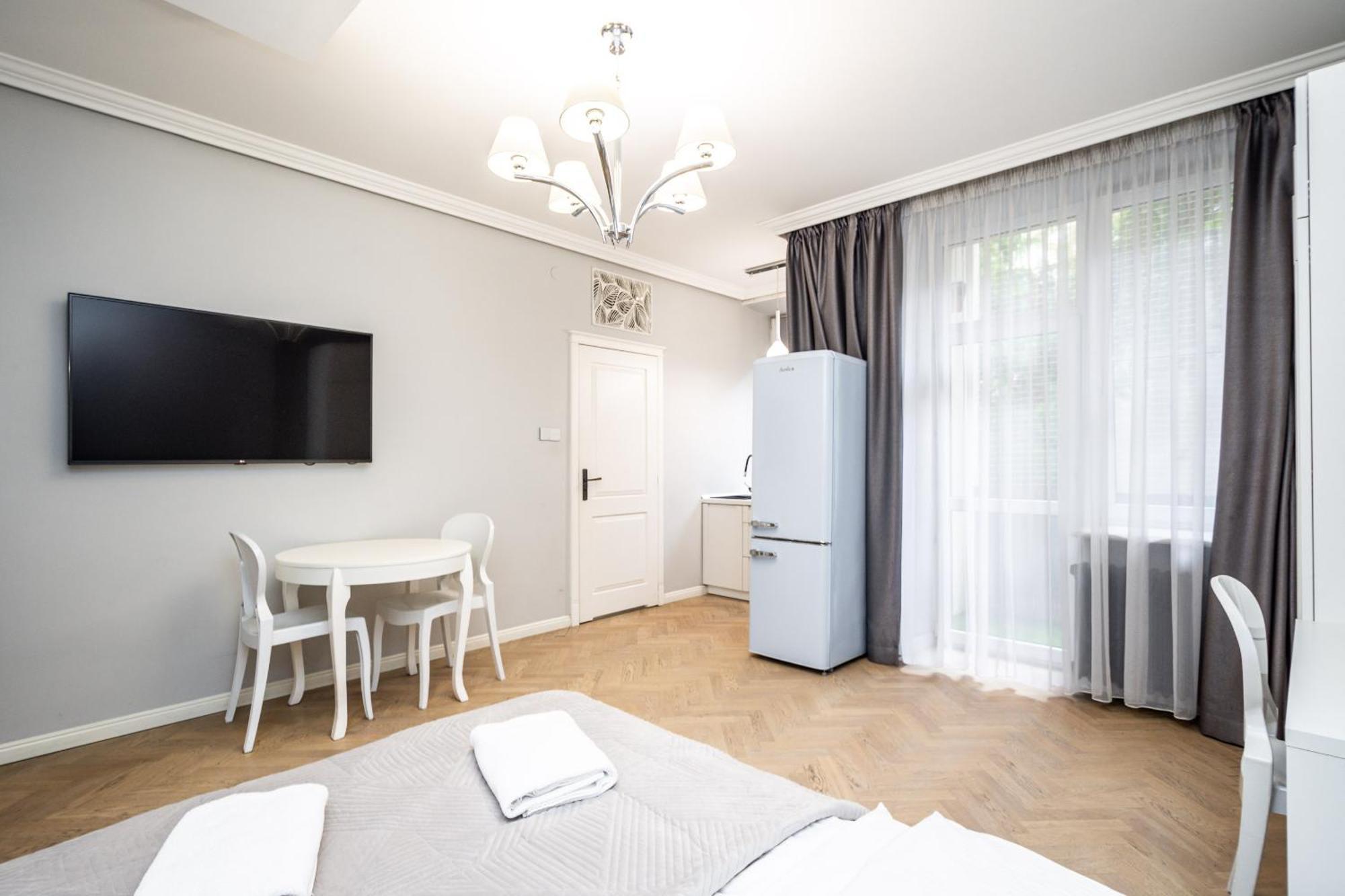 Rentplanet - Studio Krasinskiego Krakow Bagian luar foto