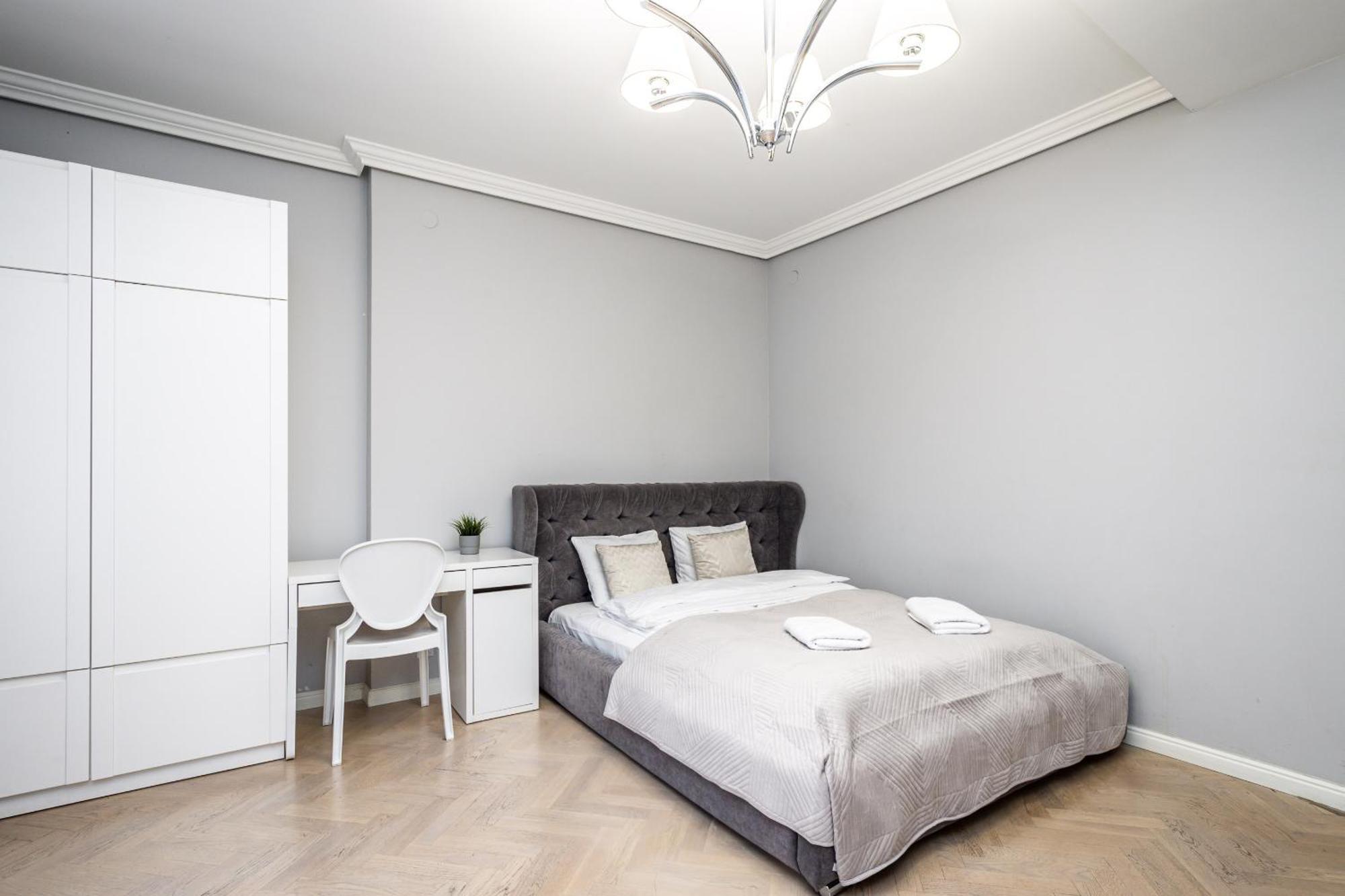 Rentplanet - Studio Krasinskiego Krakow Bagian luar foto