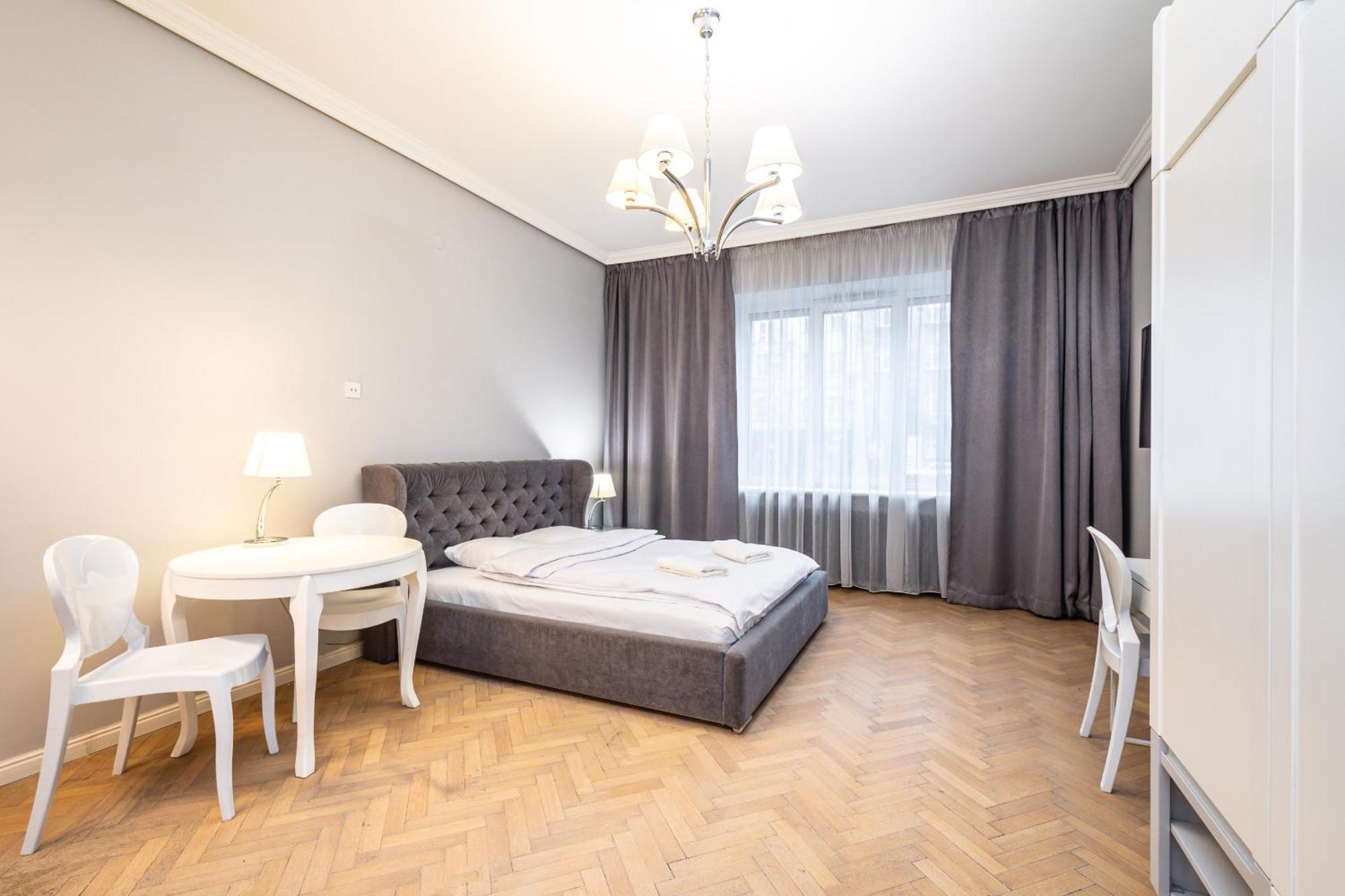Rentplanet - Studio Krasinskiego Krakow Bagian luar foto