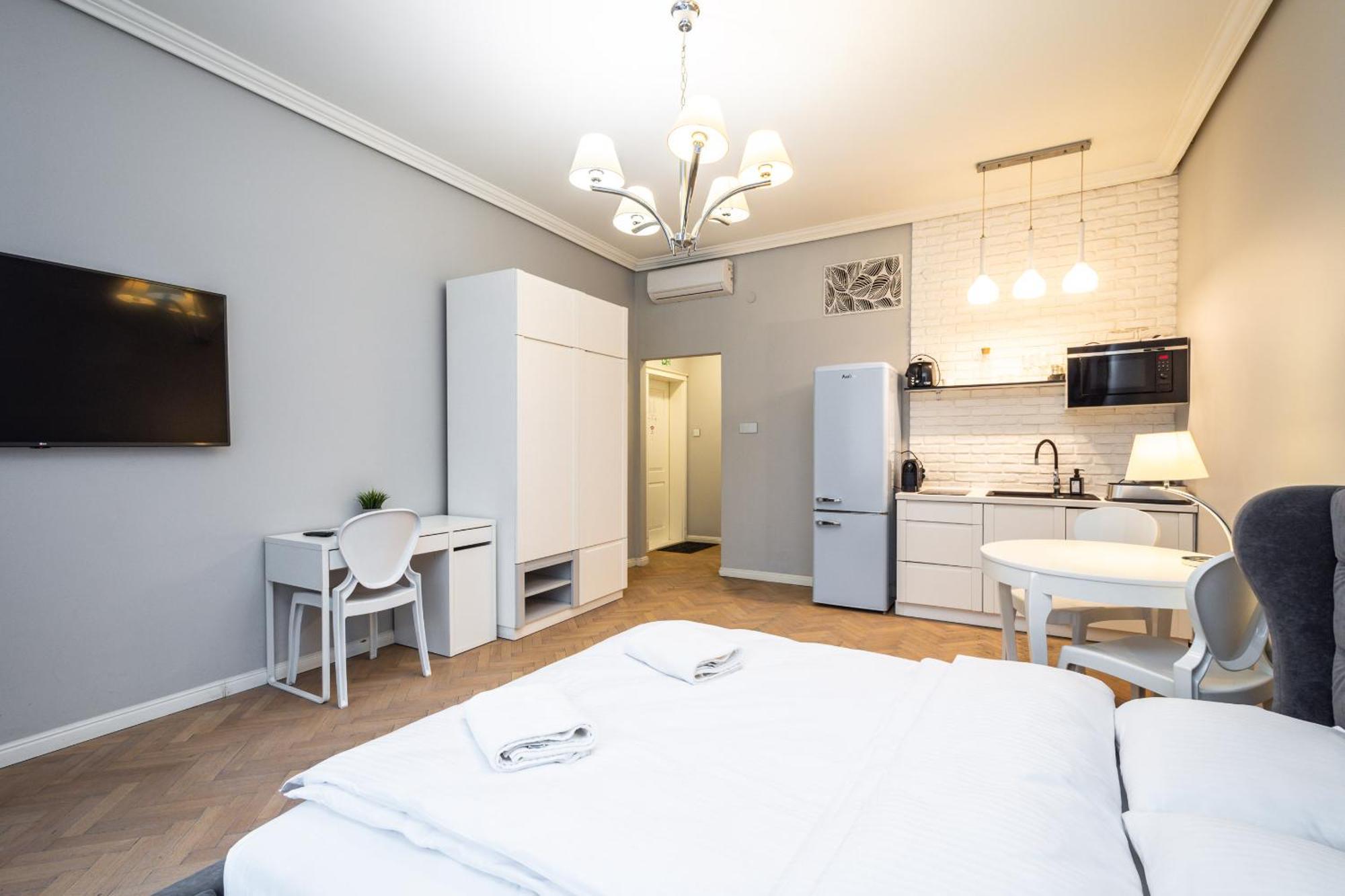 Rentplanet - Studio Krasinskiego Krakow Bagian luar foto